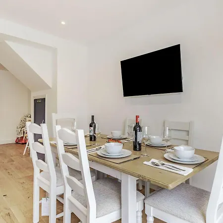 Stardust * Whitby